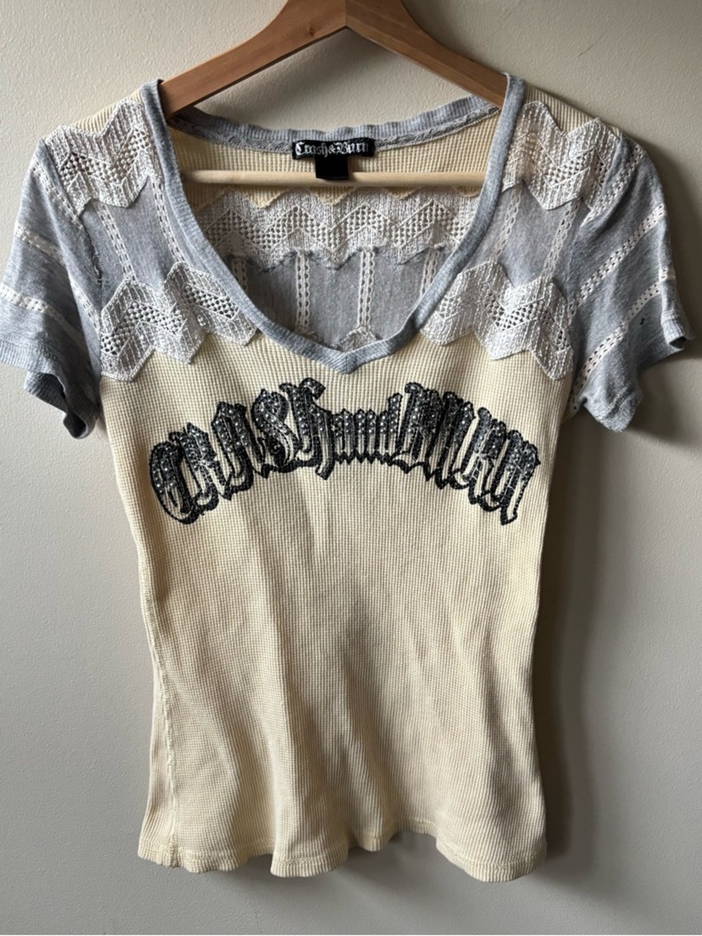 Crash & Burn Cream and Gray Lace-Trim Ribbed V-Neck Tee